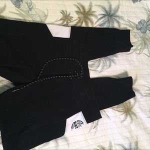 VS PINK leggings with pockets 3 for $35
